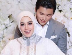 Fix Hamil! Syahrini Pamer Foto Baby Bump