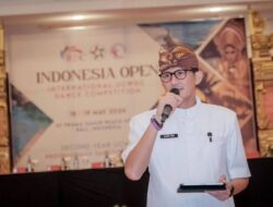 Sandiaga Apresiasi Pengrajin Lokal di WWF ke-10 yang Berhasil Sulap Limbah Besi Jadi Patung