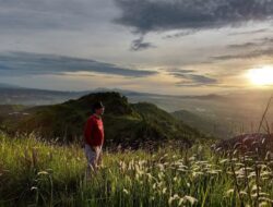 Wisata Antimacet di Sukabumi, Bukit Karang Parapotret Jadi Spot Instagrammable