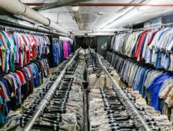 7 Tempat Thrifting di Jakarta, Surganya Barang Bekas Unik dan Murah