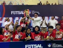 Kebumen United Angels Juara Women Pro Futsal League 2024, Ketua Harian FFI Michael Victor Sianipar Serahkan Piala