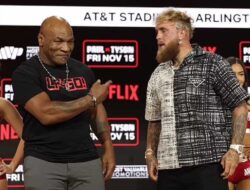 Jake Paul Janjikan Tambahan Rp78 Miliar untuk Mike Tyson Jika Bertahan 4 Ronde